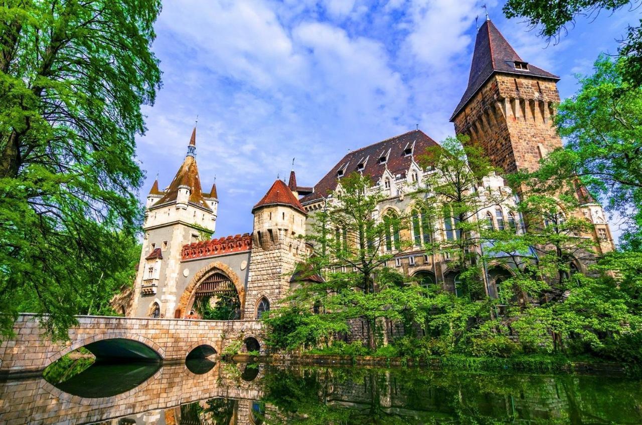 Appartamento Városliget Apartman Budapest Esterno foto